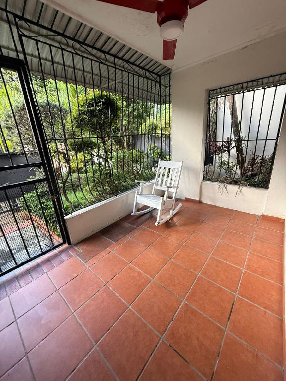 Vendo casa en el residencial villa claudia próxima a la Av. Repu de Co Foto 7324821-2.jpg