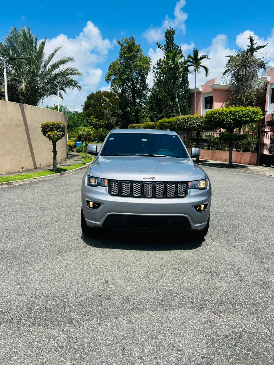 Jeep grand cherokee laredo 2018 Foto 7325047-7.jpg
