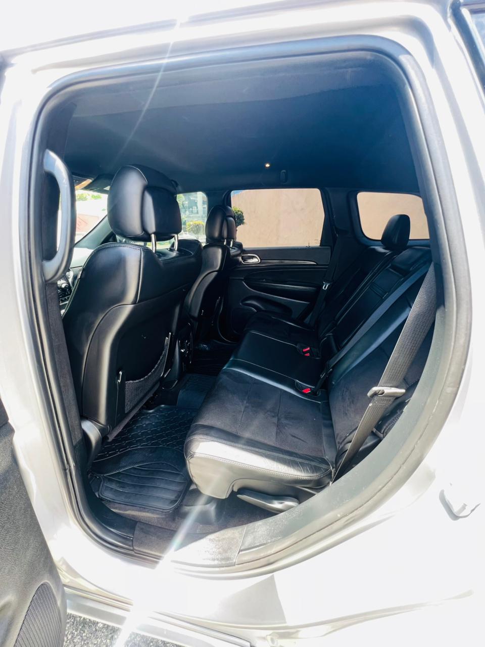 Jeep grand cherokee laredo 2018 Foto 7325047-9.jpg