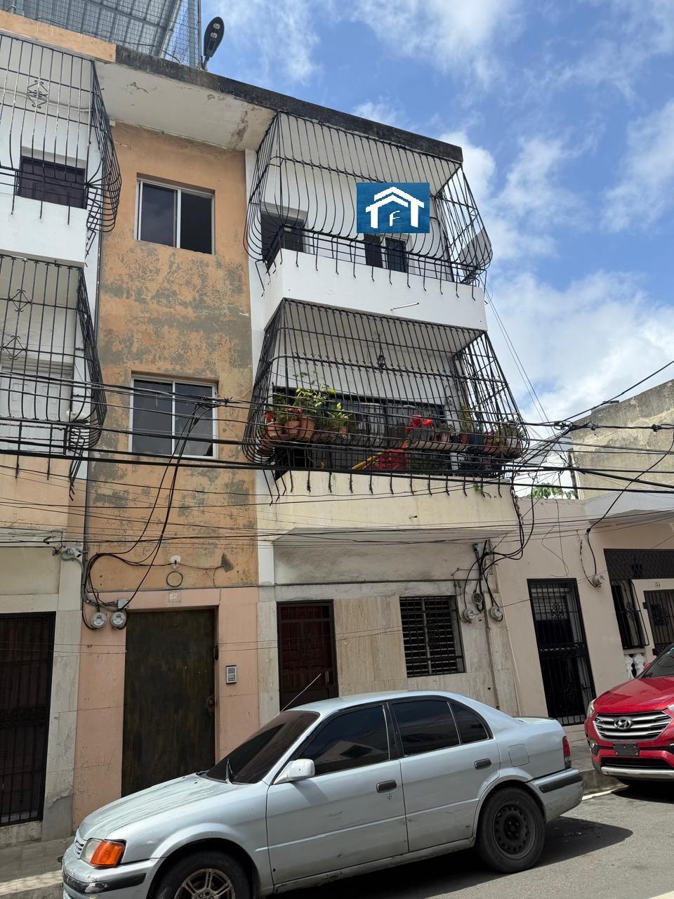 Apartamento 3er. Nivel en Zona Colonial de tres habitaciones Foto 7325098-13.jpg