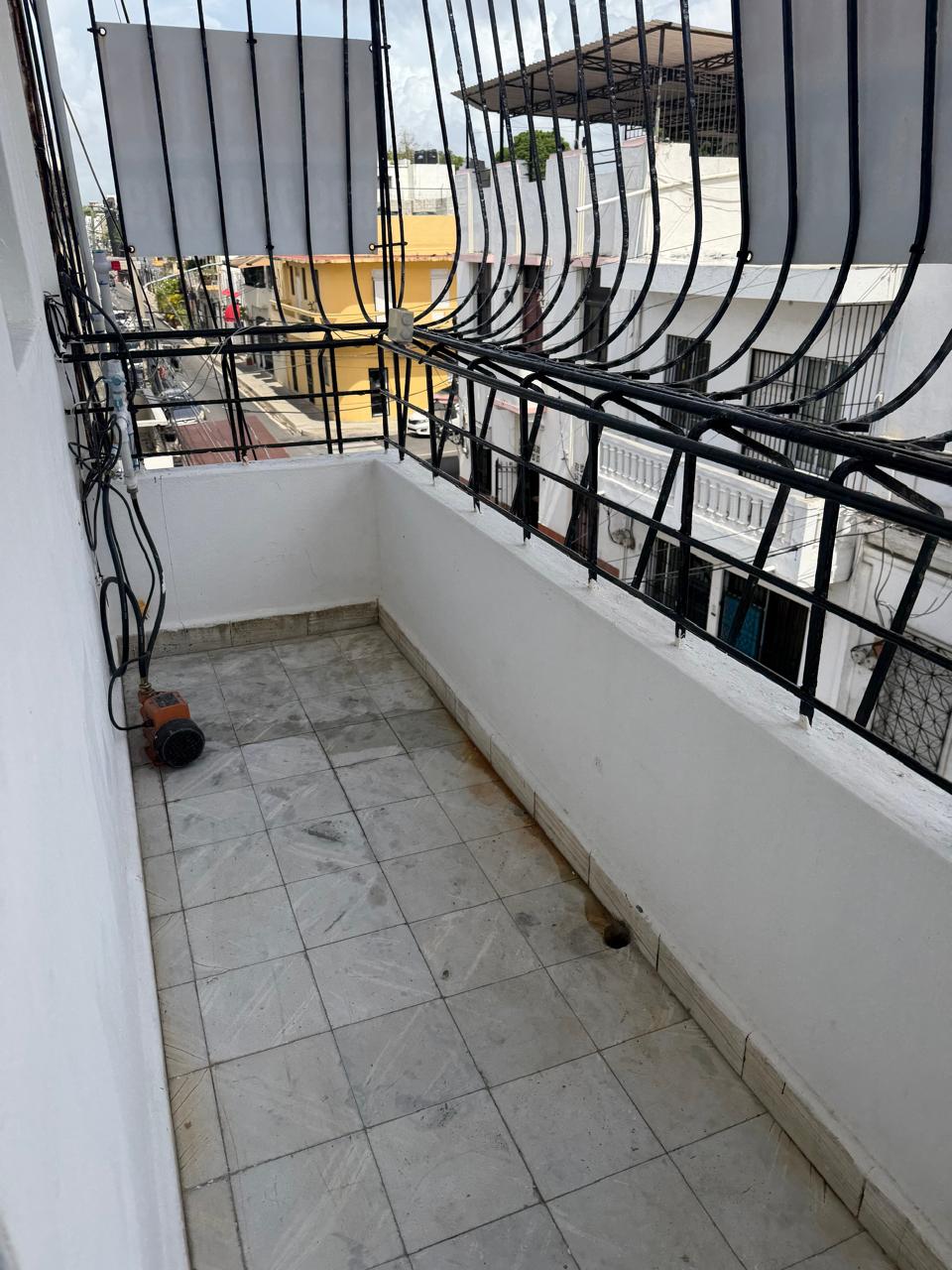 Apartamento 3er. Nivel en Zona Colonial de tres habitaciones Foto 7325098-6.jpg